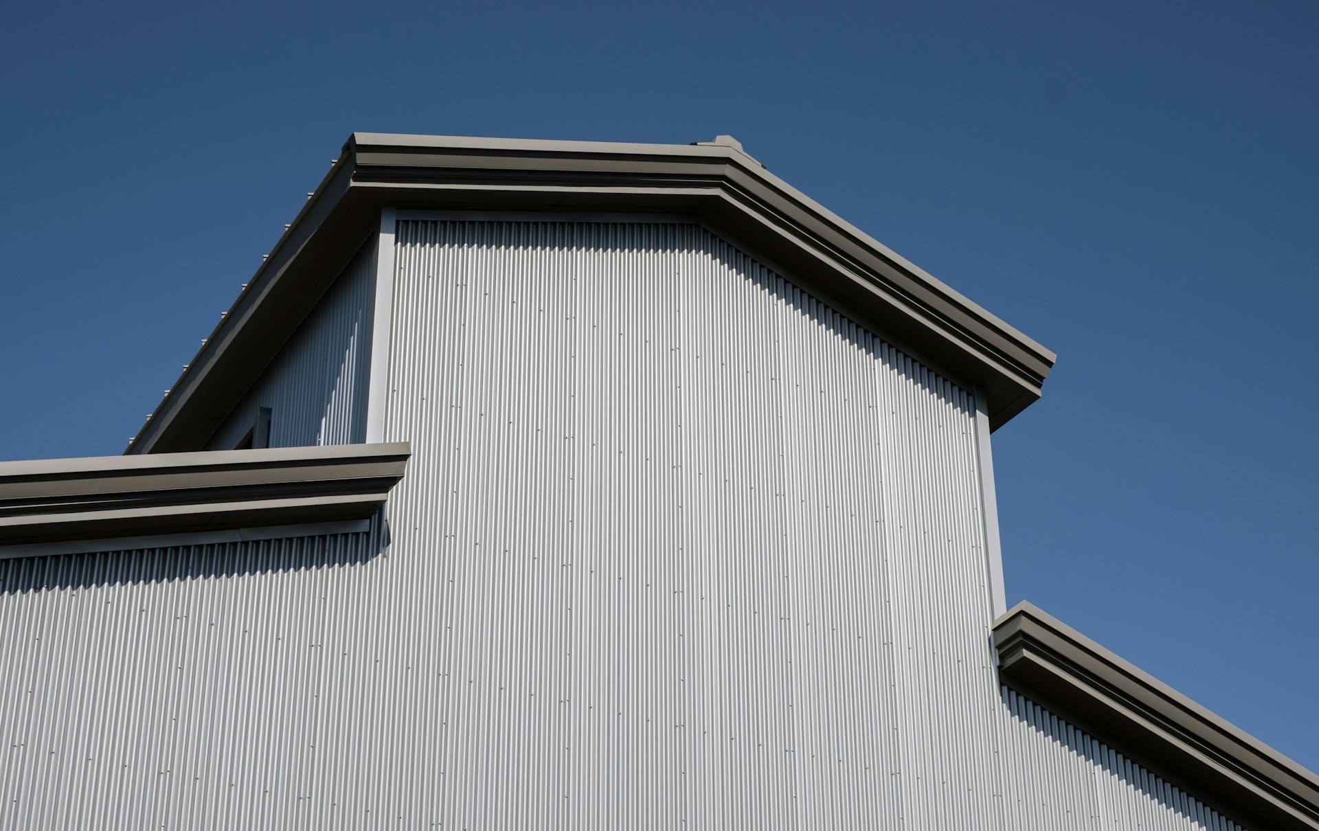 Metal Roof | RAINTITE Roofing & Construction Metal Roof