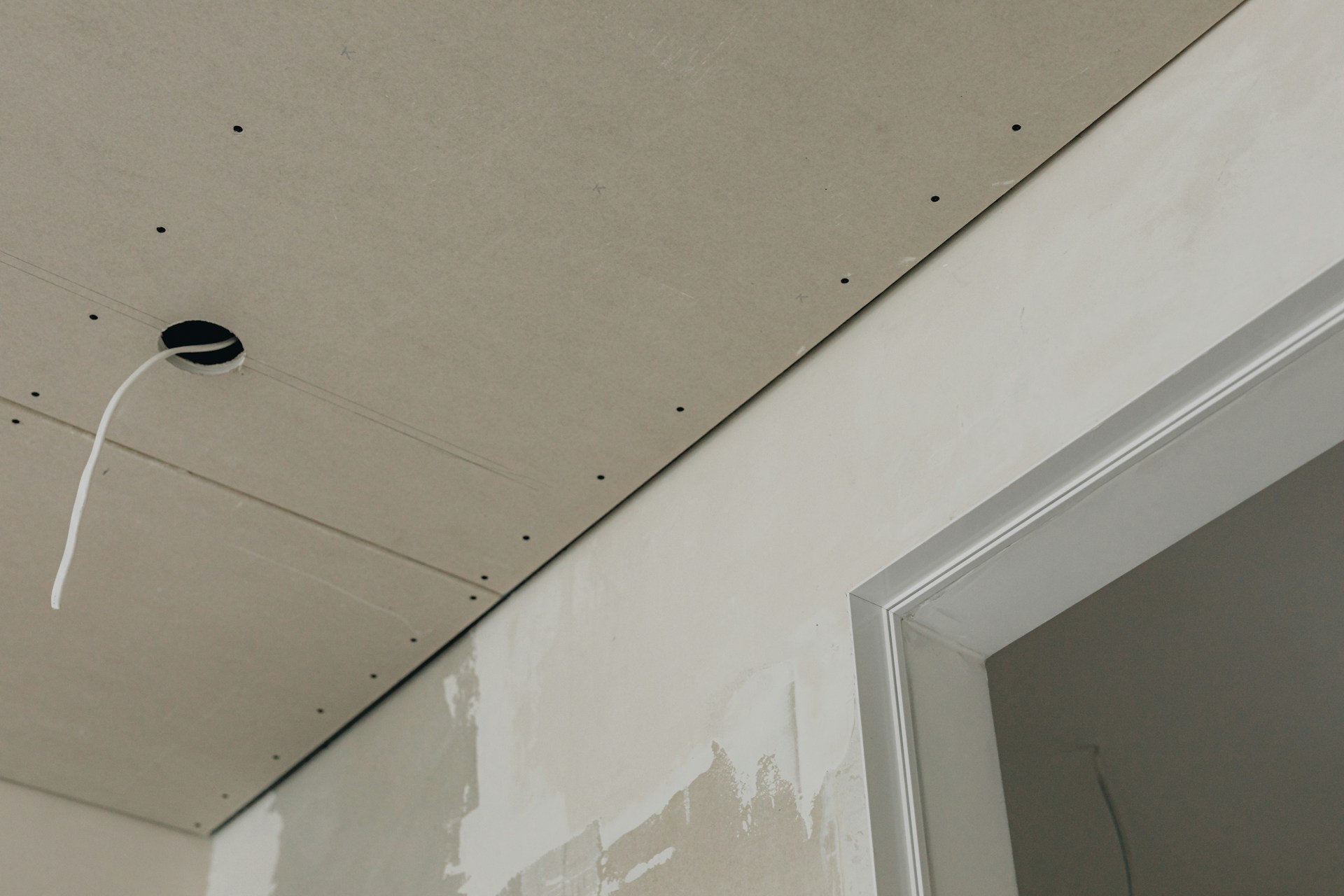 Black Spots | RAINTITE Roofing & Construction Black Spots